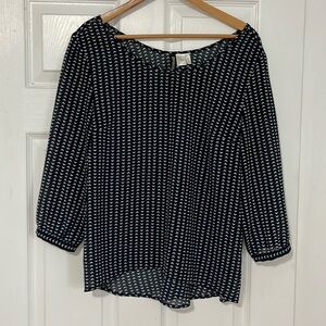 H&M size12 navy and white blouse